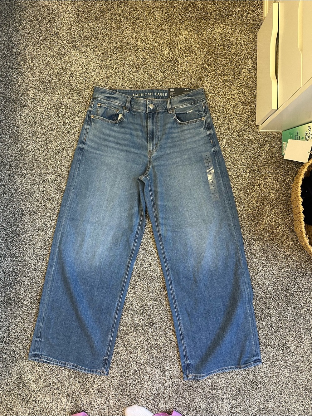 American Eagle Outfitters Blue Wide-Leg Women’s Jeans
